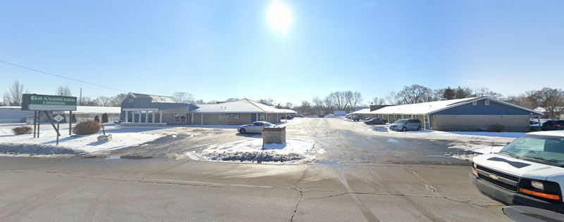 LaGrand Motel (MoLa Grande Motel, Grandmark Lodging, Red Carpet Inn, By-Pass Motel) - 2022 Street View (newer photo)